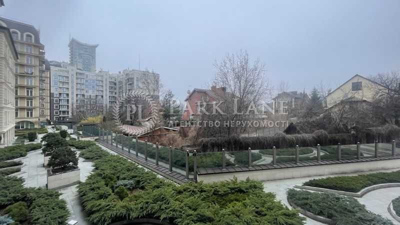 Продажа апартаментов клубный дом Renaissance Residence Добролюбова 4