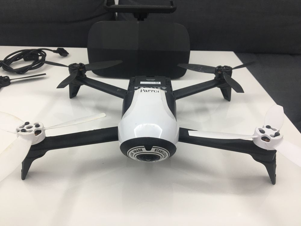 Parrot bebop 2 c/acessorios