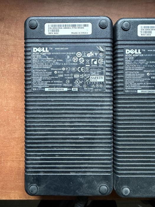 Dell 220W D220P-01 — оригинальный блок питания для док-станций