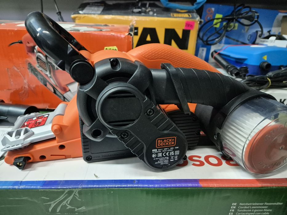 Стрічкова шліфмашина Black Decker  KA88