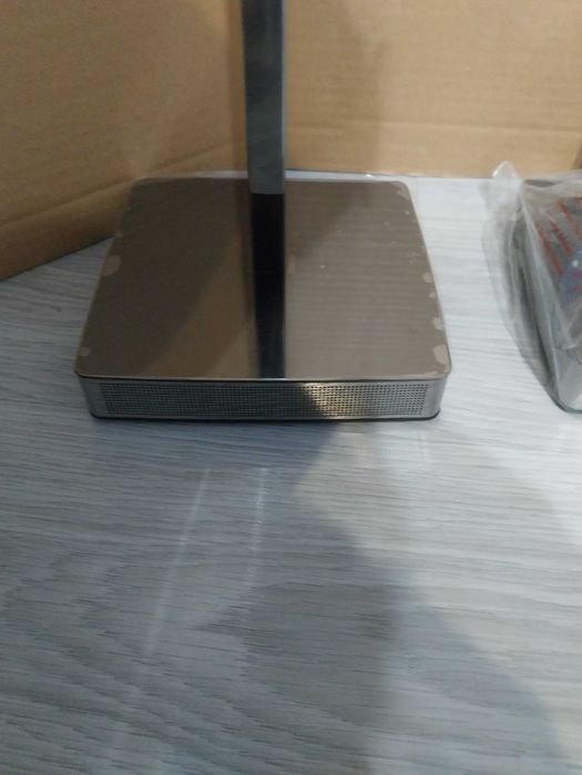 Podstawa z głośnikami Philips PTA860 do telewizora