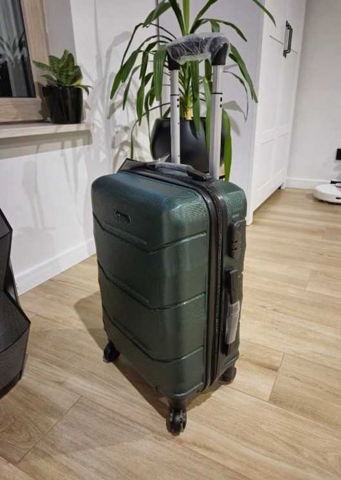 Walizka Torba Podróżna na Kółkach Bagaż Wytrzymała Nowa Solidna