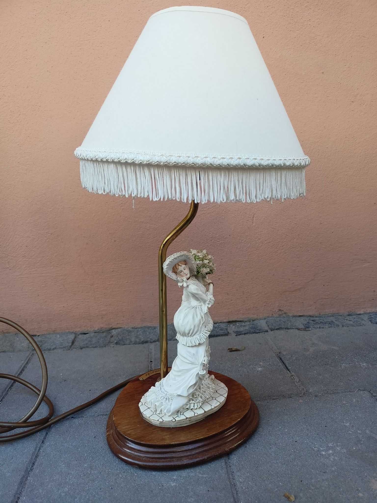Lampa figuralna porcelanowa nocna lampa angielska porcelana Lenardo