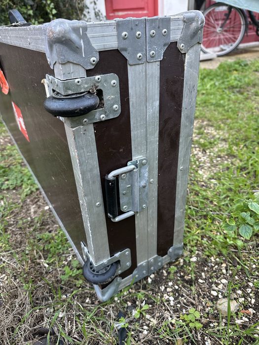 Flight case com rodas