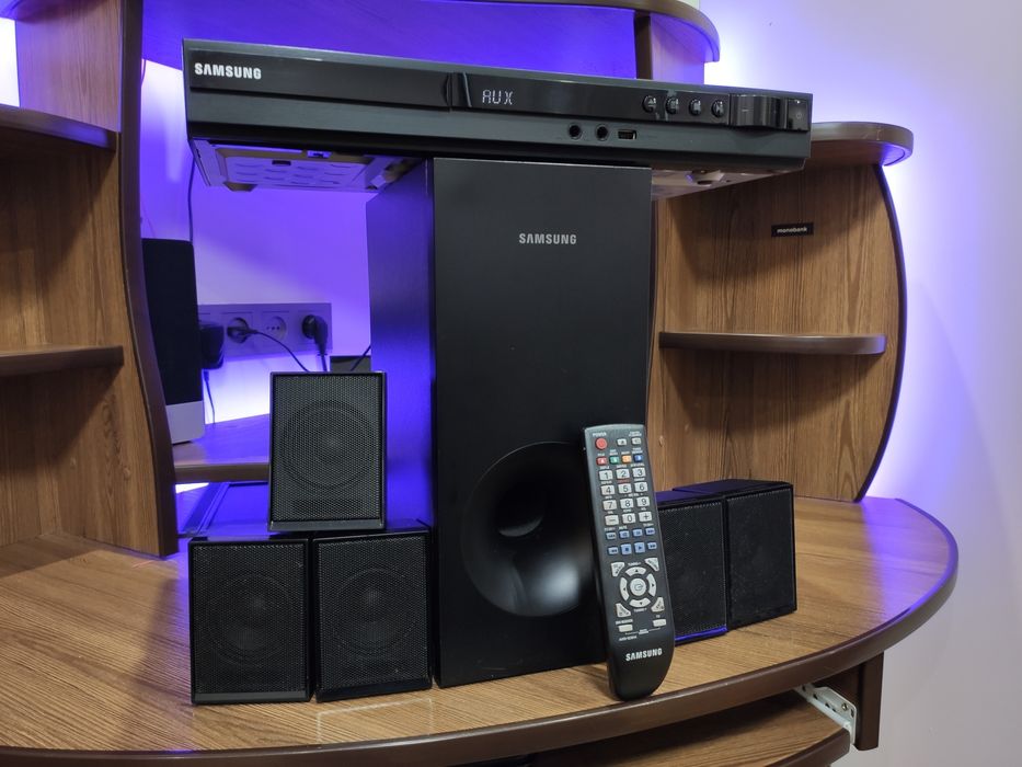 Домашній кінотеатр 5.1 Samsung HT‑D330 Акустична система аудіо медіа
