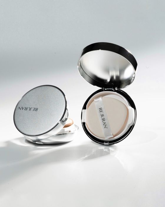 Rejuran Cushion —кушон з доглядовими компонентами