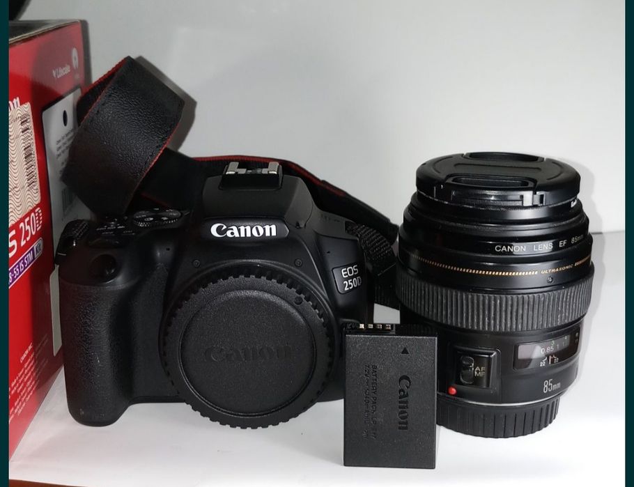 Фотоаппарат CANON eos 250d+объектив CANON EF 85 mm f/1.8