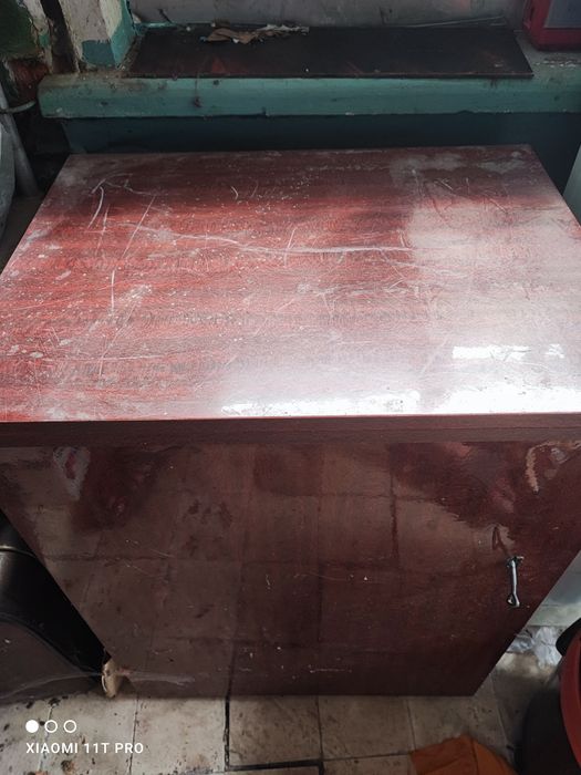 Продам швейную машину чайка 132м