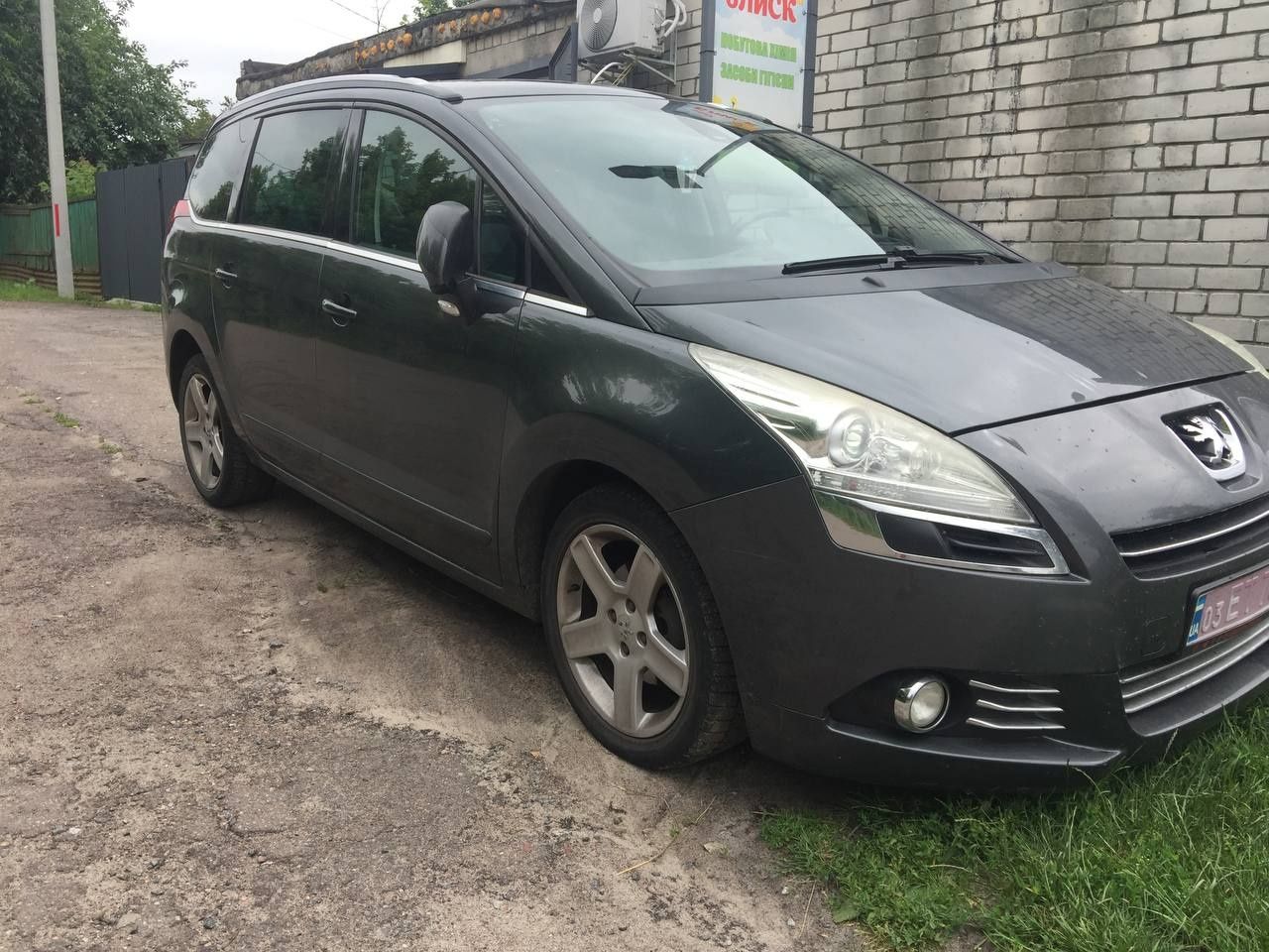 Продам авто Peugeot 5008 2010 року