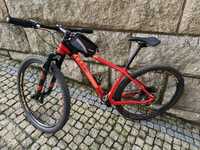 Bicicleta cube em carbono 29