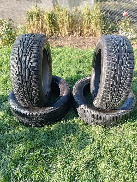 205 55 R16 комплект зимних шин nokian