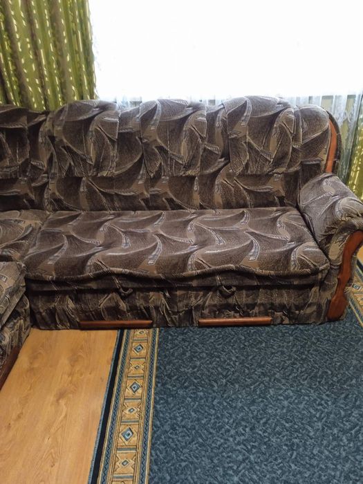 Кутовий диван продам