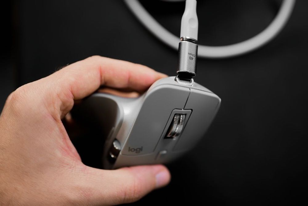 **Logitech MX Master 3 BDB + etui, super kabel, ładowanie MAGNETYCZNE*