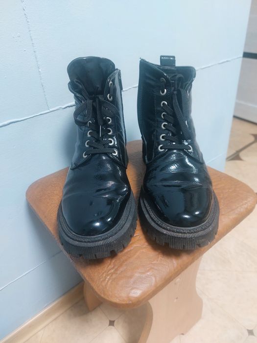 Ботинки лакові натуральні