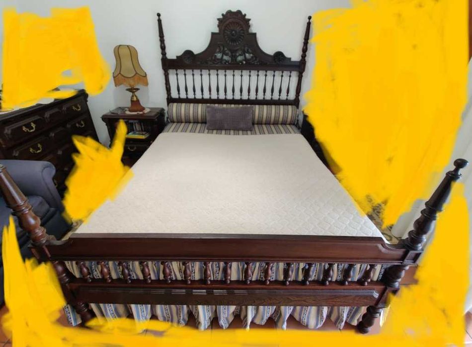 Cama com  mesa cabeçeira e Comoda