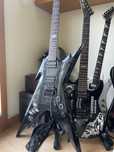 Guitarra Dean “Dime Razorback” c/floyd Rose (case incluida)