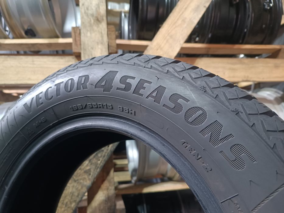 Всесезонні шини GOODYEAR 195/65 R15 резина Р15