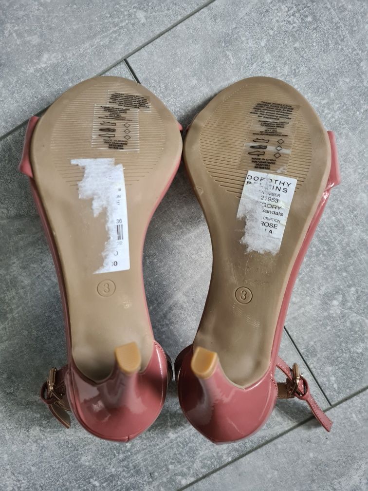 Sandały Dorothy Perkins 35,5