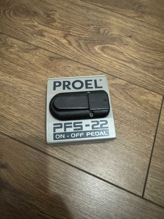 Proel PFS-22 przełącznik nożny do wzmacniacza