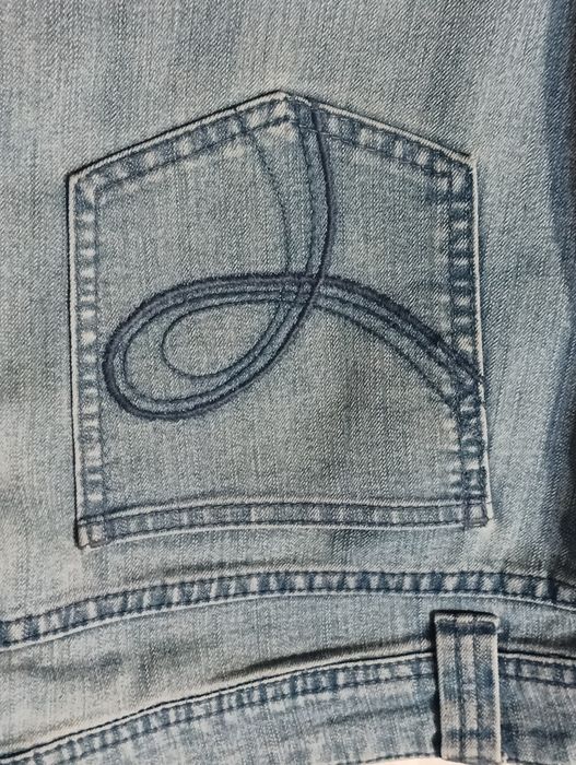 49. Spodnie damskie rozmiar 44 (16) firmy Marks Spencer