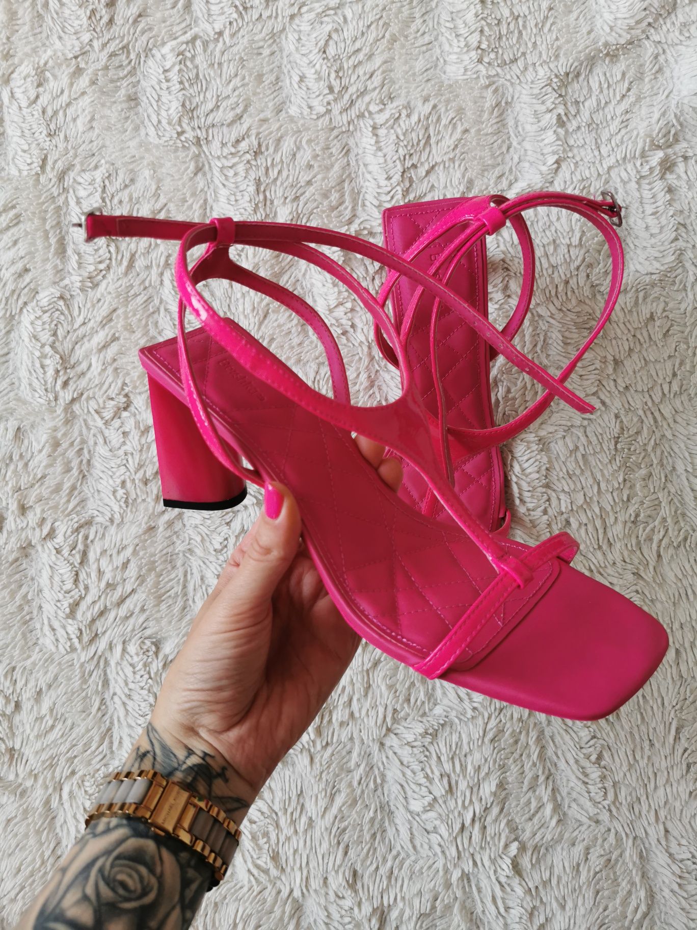 Różowe sandałki buty na obcasie Bershka pink sandals shoes 39 8 cm