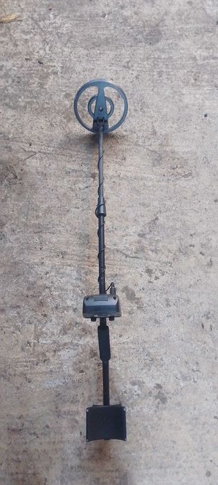 Металошукач Velleman 65 GC-1065