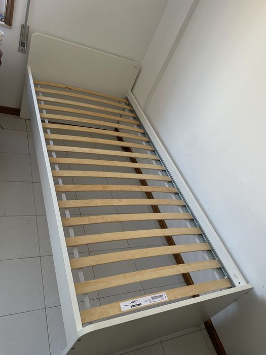 Cama usado ikea bom condicoes