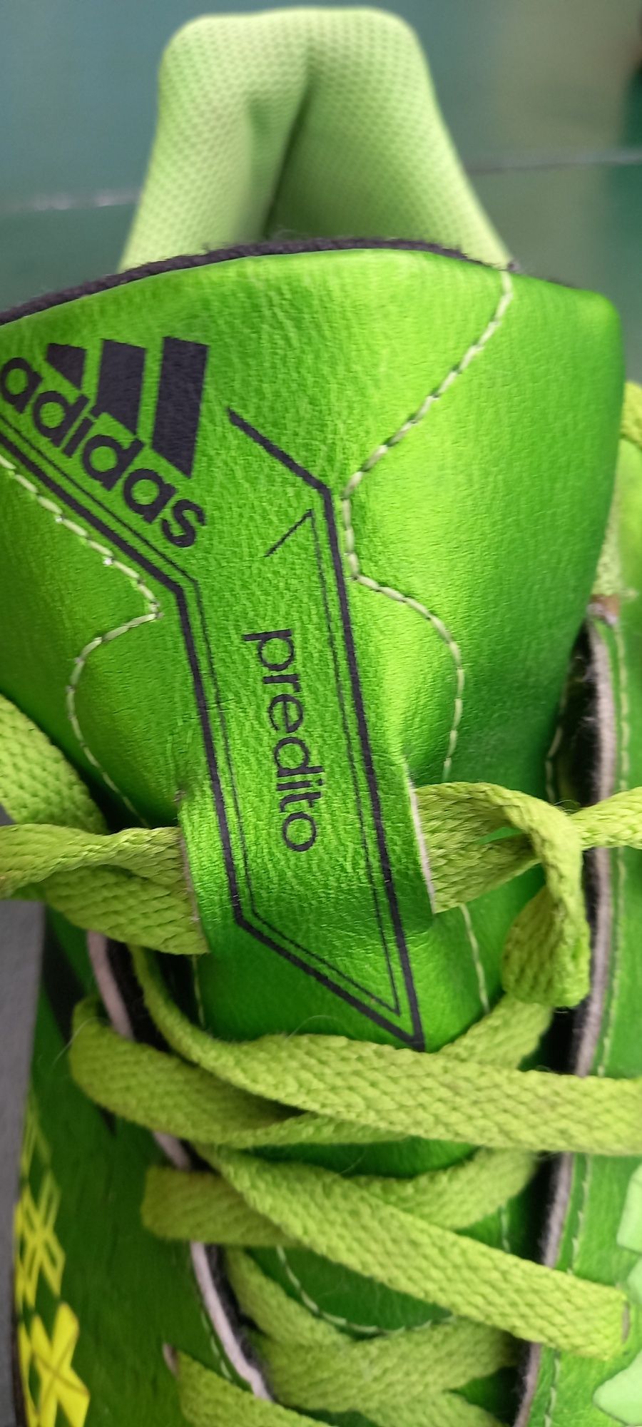 Vendo tenis Adidas Predito futebol sintético