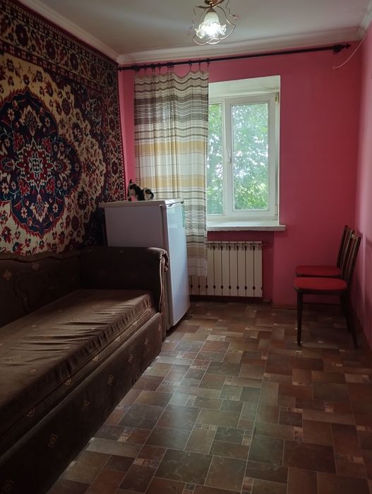 Продам 1 комнатную гостинку, метро Холодная гора, ЮЖД