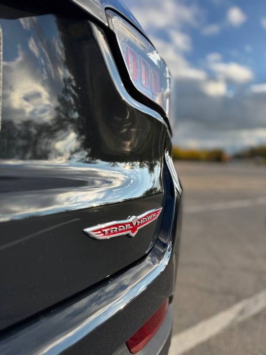 Продам Jeep Compass