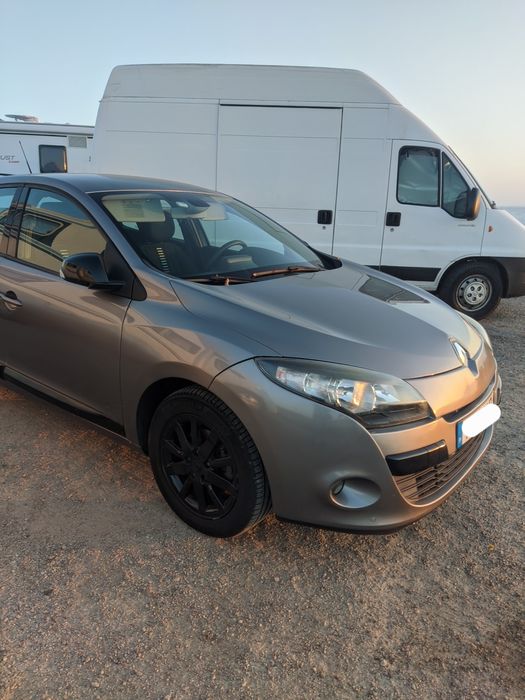 Renault Mégane III 1.5 DCI 90cv (2012) – 140.000 km, económico e fiáve