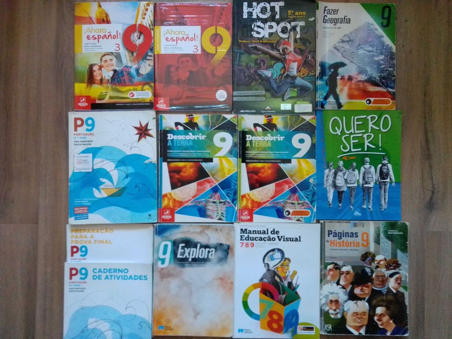 Manuais escolares para o 9º ano.