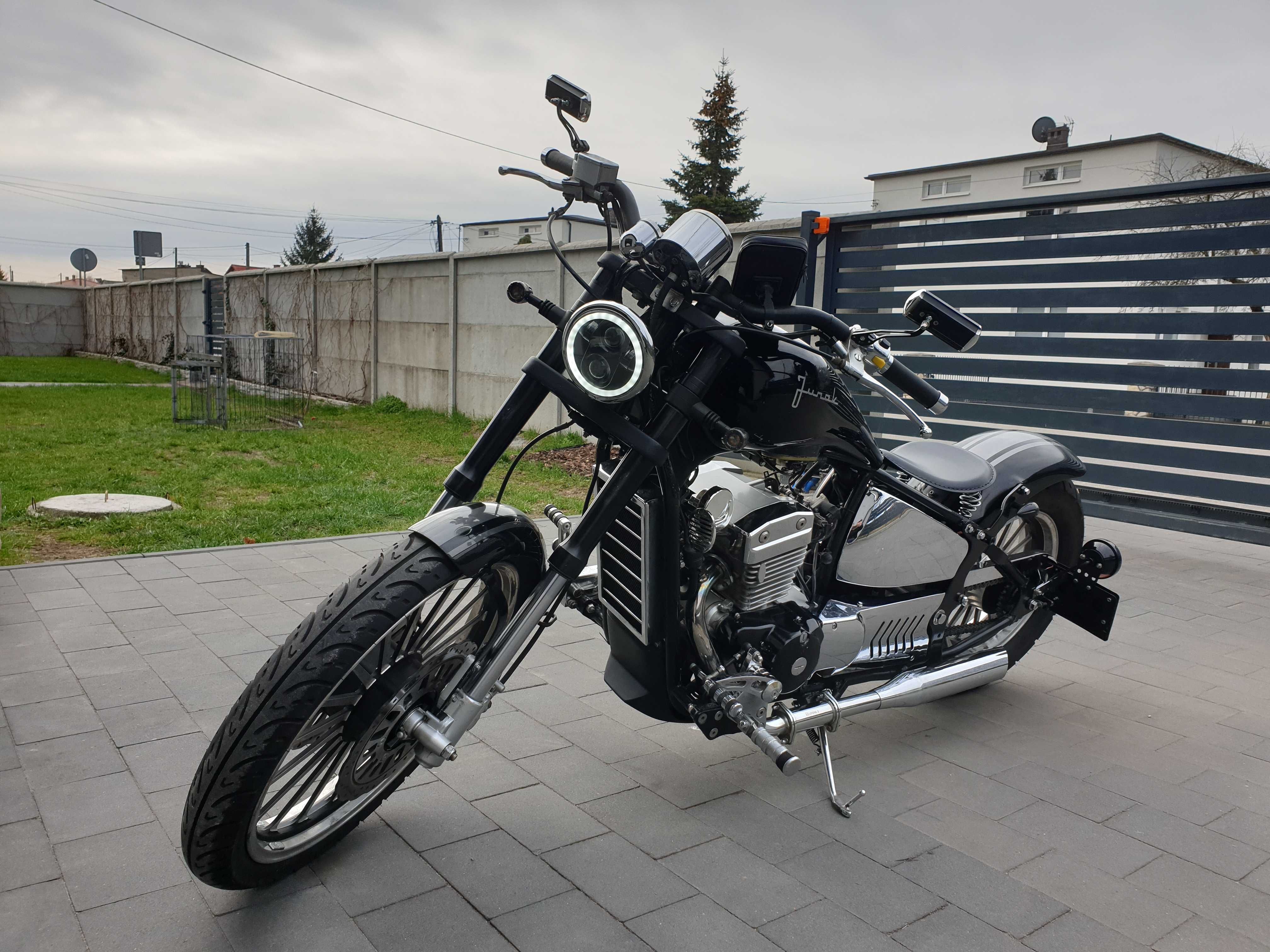 Junak M16 320 - Daytona 350 - BOBBER - światła LED
