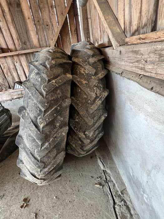 Колеса (шини , диски ) на трактор юмз, т-40