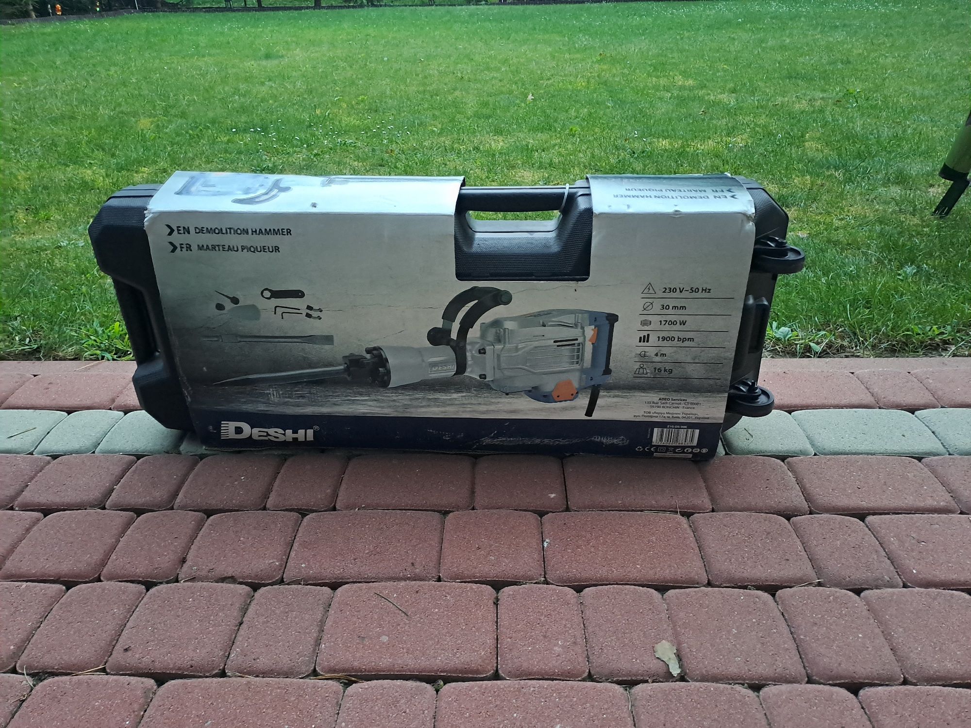 Sześciokątny młot pneumatyczny 650 W - Deshi