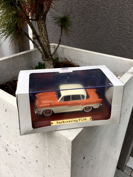 Czasopismo-SACHSENRING P240-auta PRL,model,autka,kolekcja