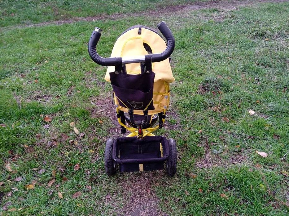 Продам детский велосипед с ручкой