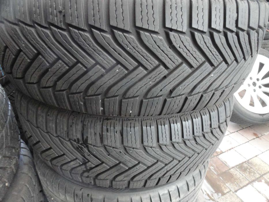 205/60R17 Michelin 2 sztuki ZIMA 2022 rok