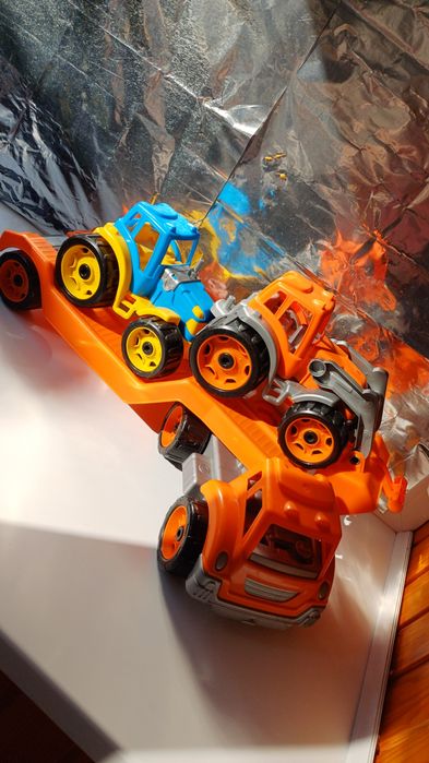 Дитячі машинки , іграшки , машынки