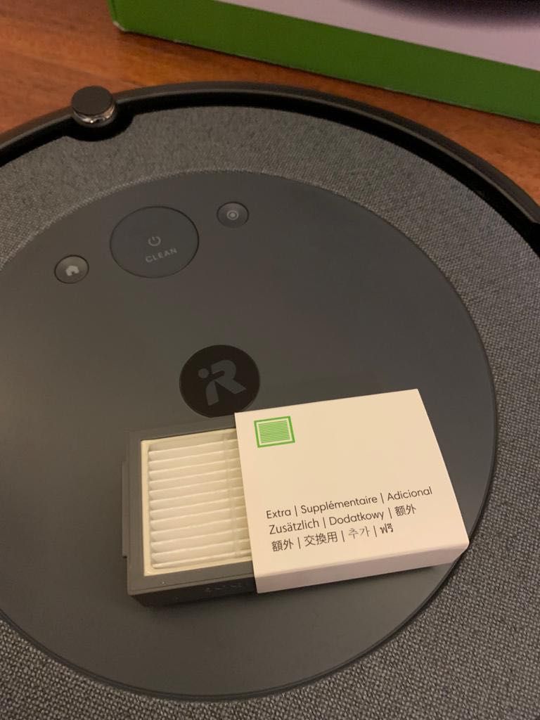 iRobot Roomba i5