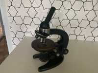 Stary duży niemiecki mikroskop Carl Zeiss Jena z futerałem unikat