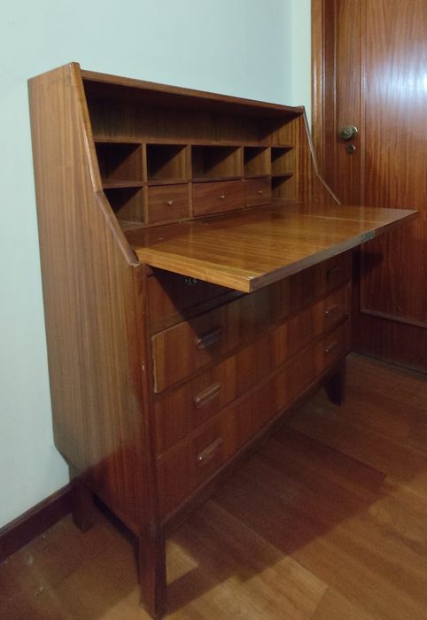 Escrivaninha madeira