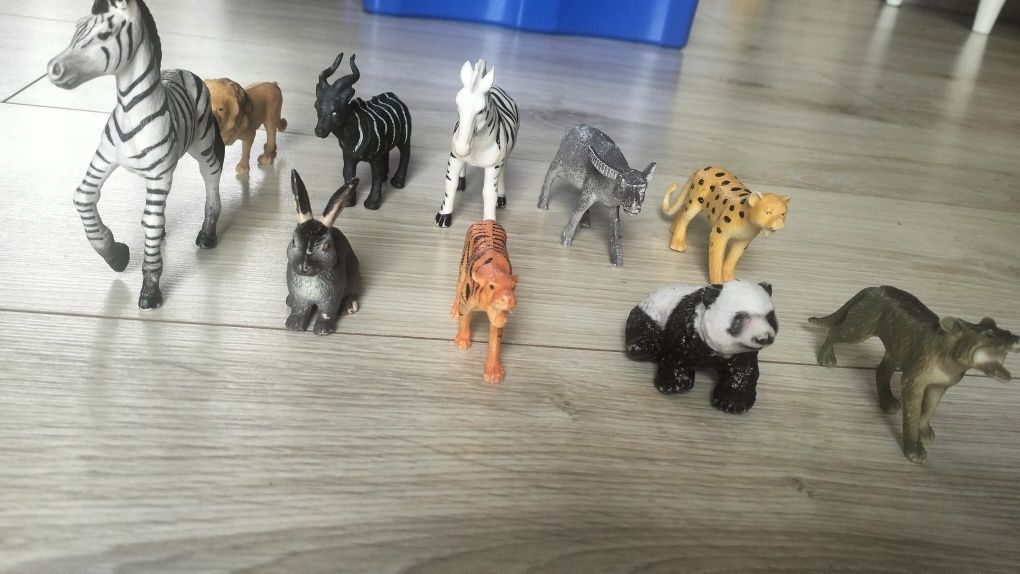 Zwierzątka figurki