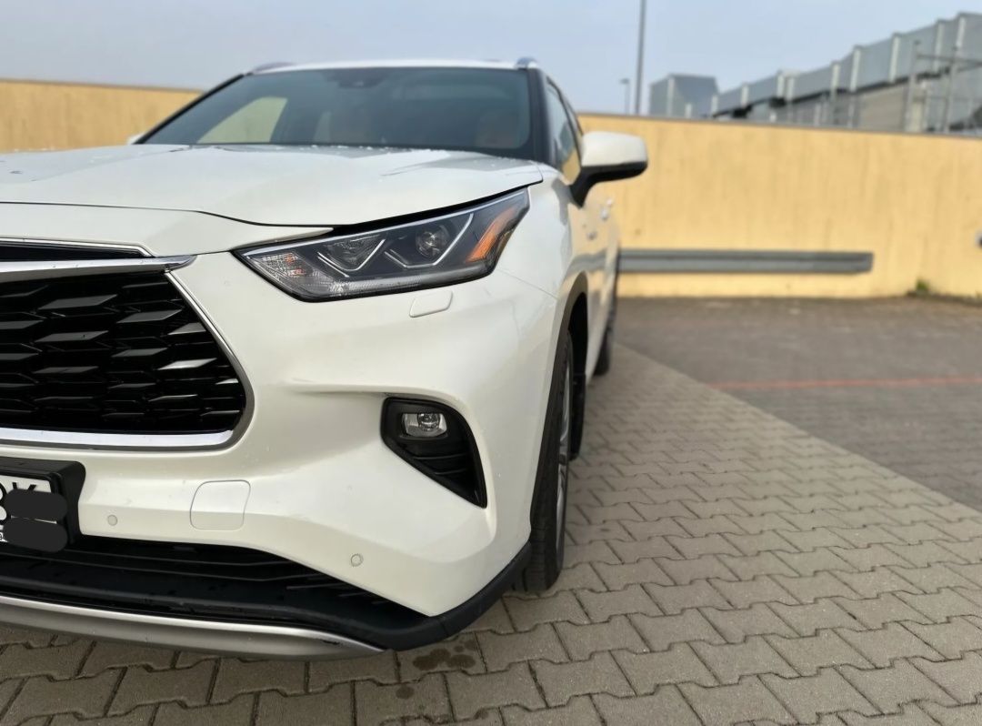 Розборка Toyota Highlander 20-24 року Запчастини