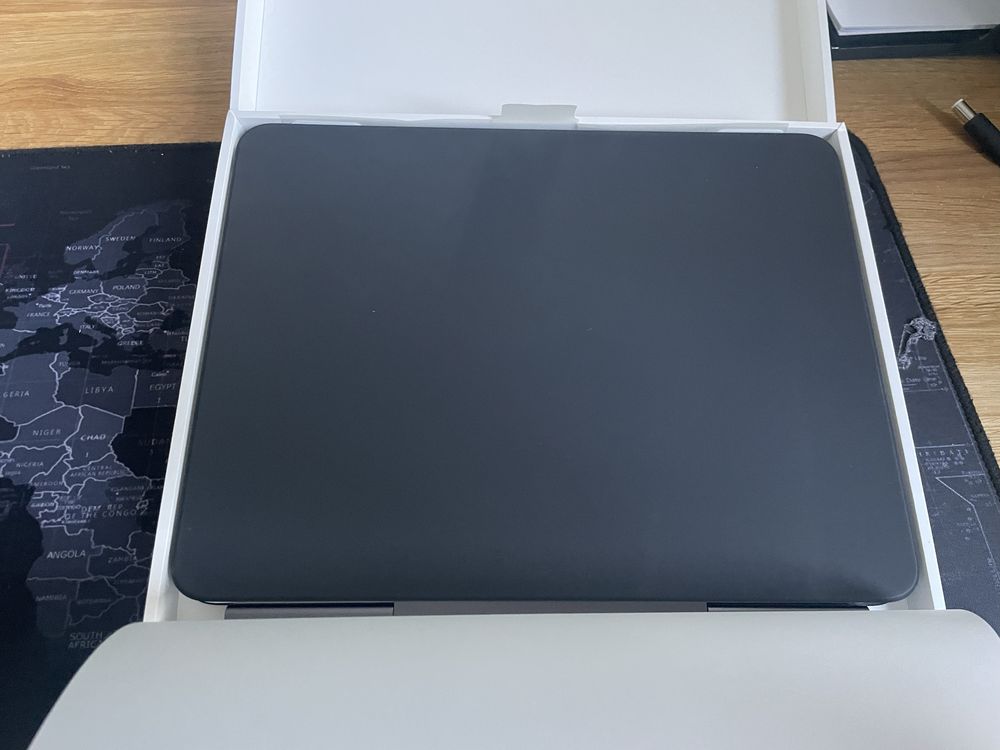 Magic Keyboard do iPada Pro 13” NOWA!!!