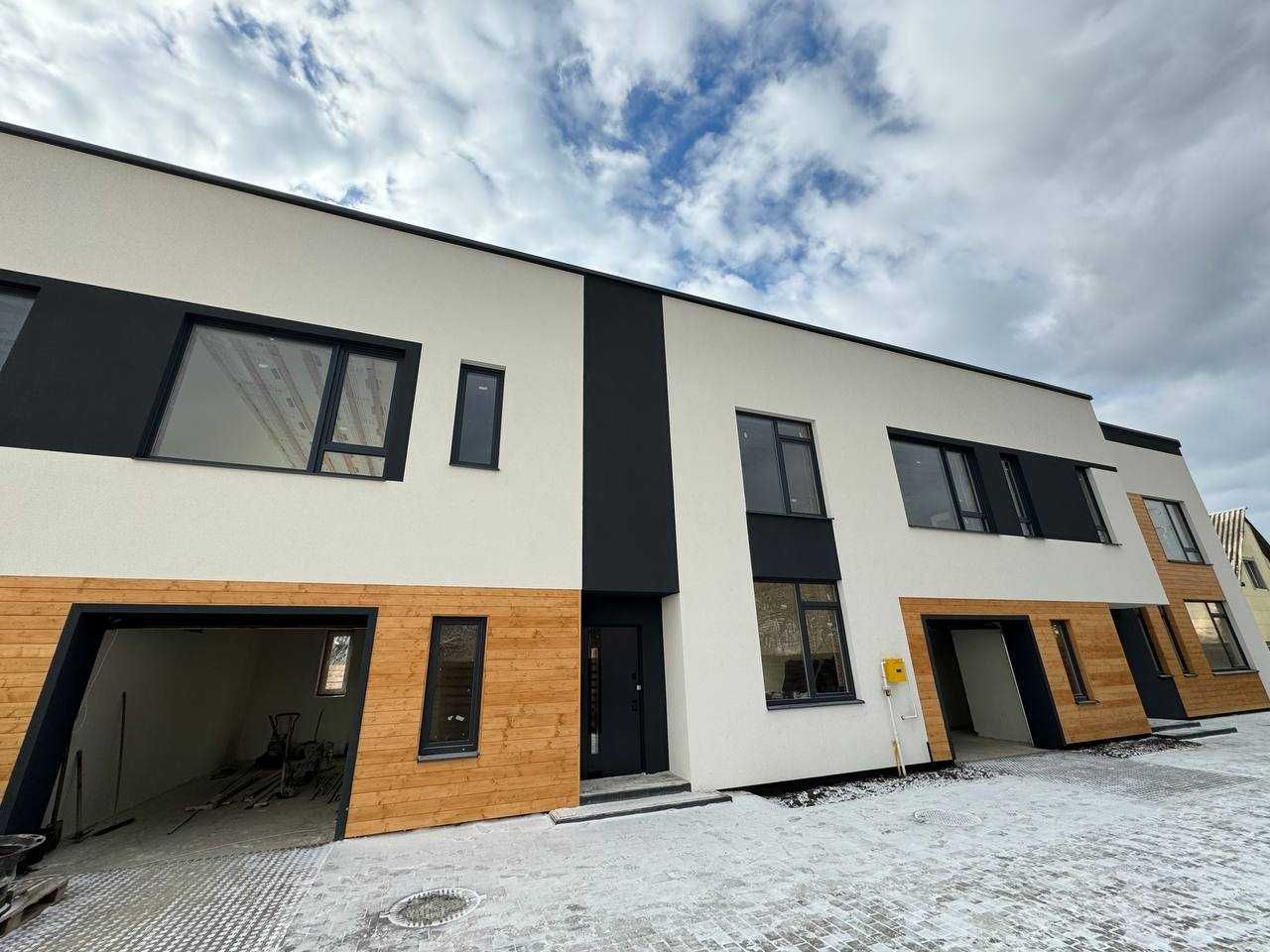 Продаж Готового Таунхауса з гаражем 130 м2 поряд з центром!!!