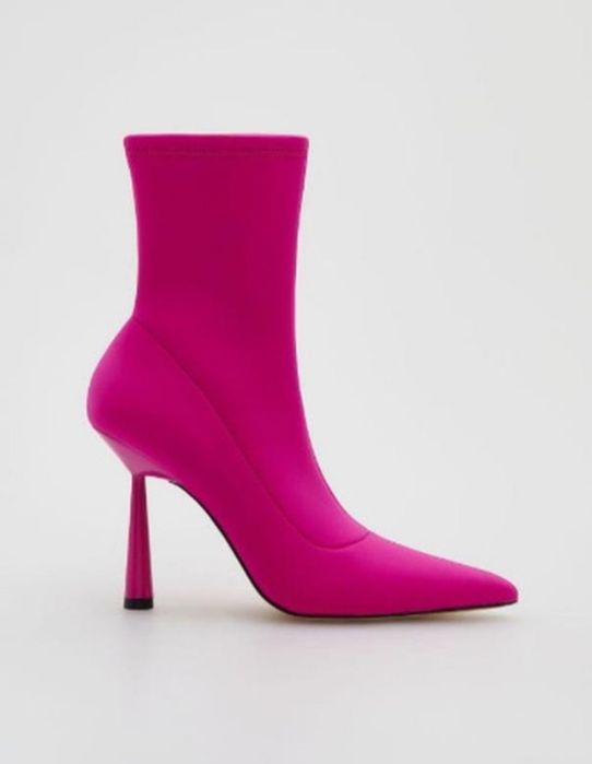 Ботильйони кольору фуксія