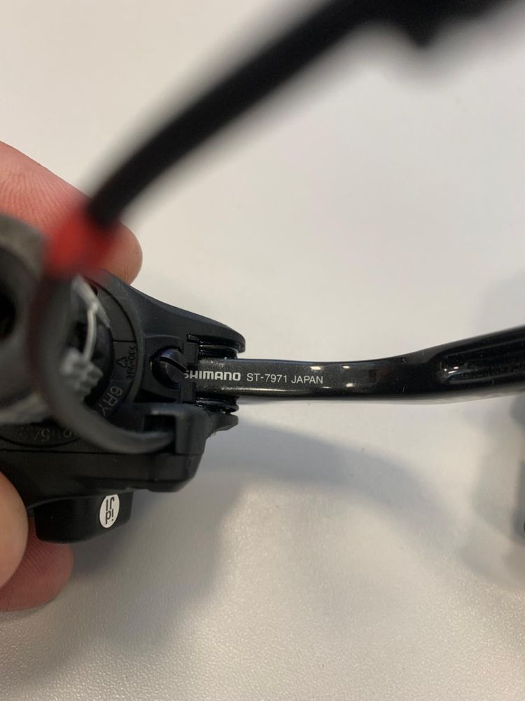 Dźwignie hamulcowe Di2 10s Dura Ace