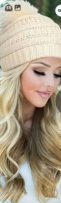 Czapka z włosami nowa