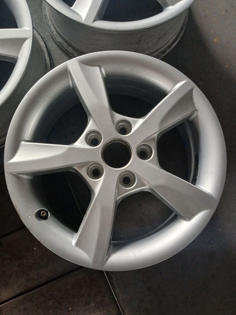 Felga felgi aluminiowe Audi 5x112 6j16 et 48 ORYG 8V0 jedna sztuka!